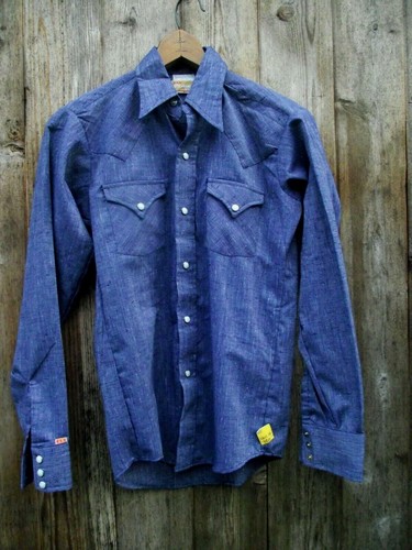 Vtg ely plains - rider, pearl